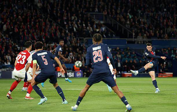 【观察】2250万的中场拼图,他是恩里克巴黎的平衡器