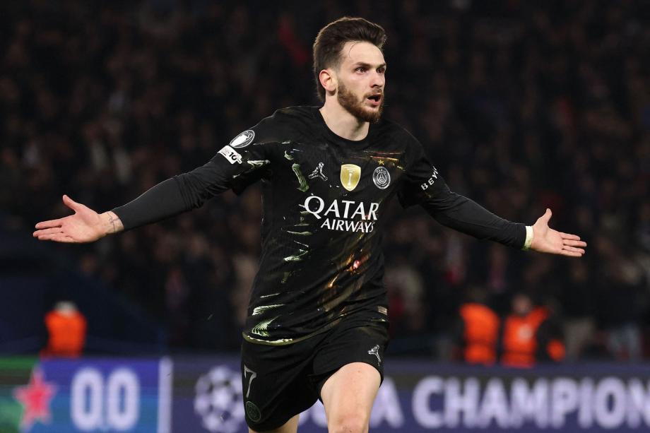 星空体育下载-欧冠-克瓦拉茨赫利亚双响登贝莱建功 巴黎5-2切尔西